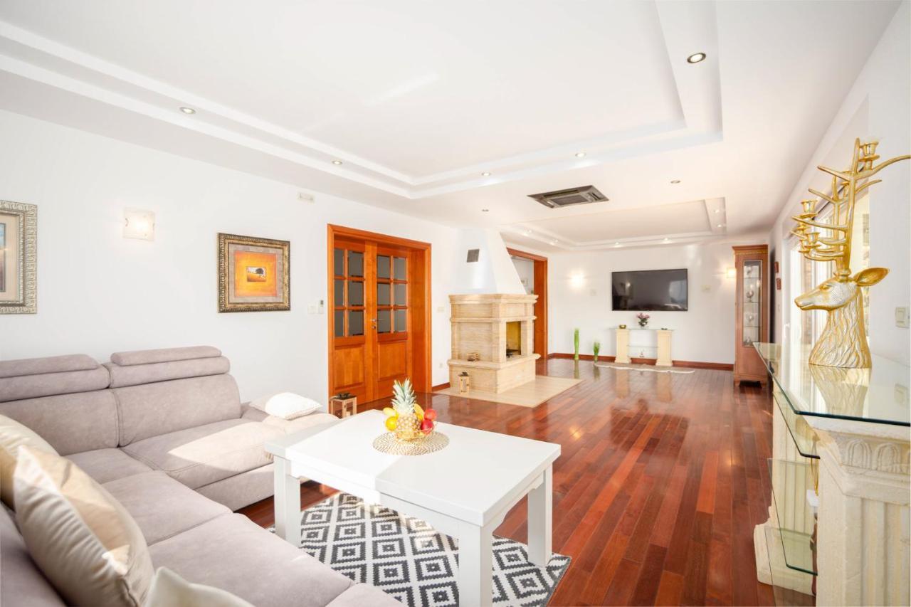Luxury Villa Ivana Marina Εξωτερικό φωτογραφία