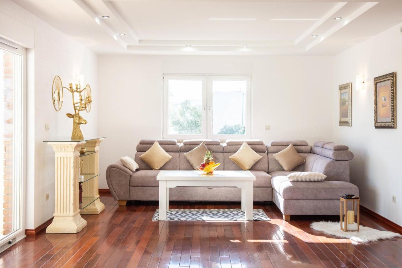 Luxury Villa Ivana Marina Εξωτερικό φωτογραφία